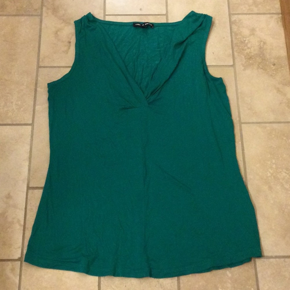 Cable and Gauge tank top